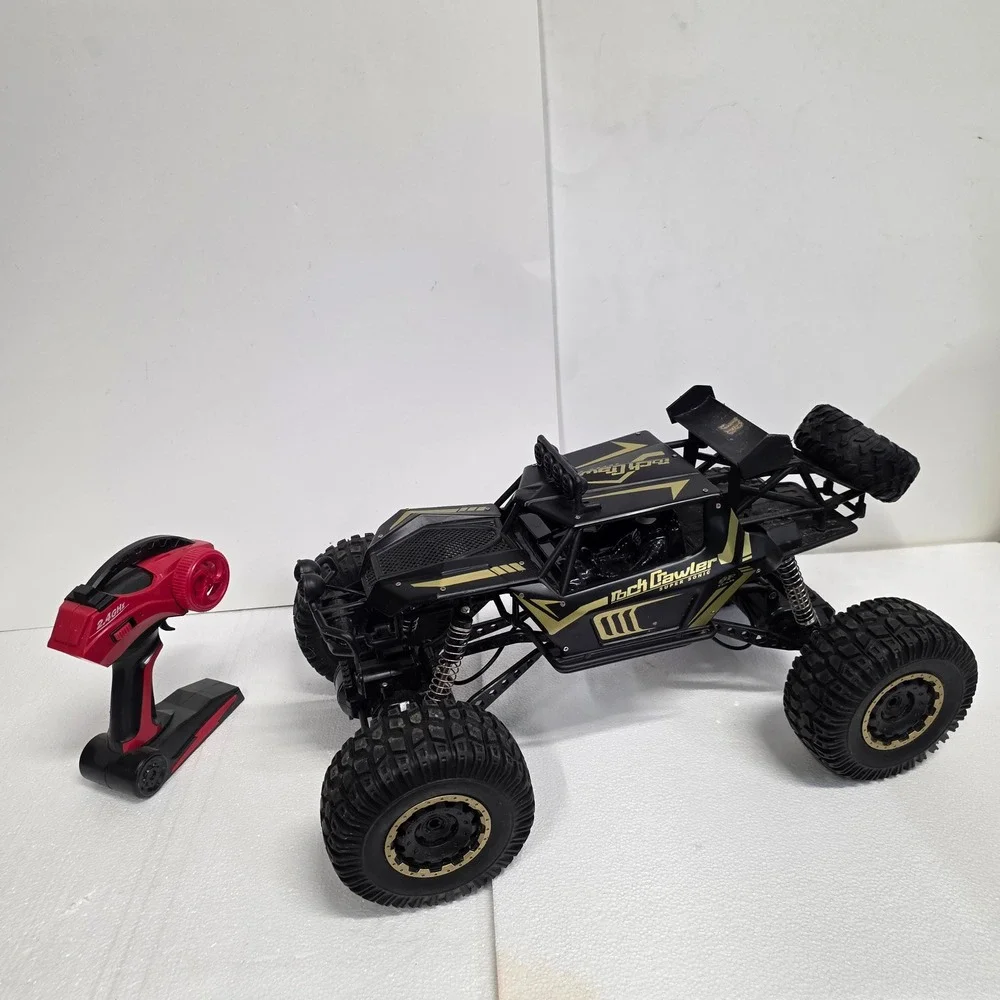 Rock Crawler Super Sonic RC Truck 2.4GHz Off-Road Vehicle Black Gold READ FLAWS